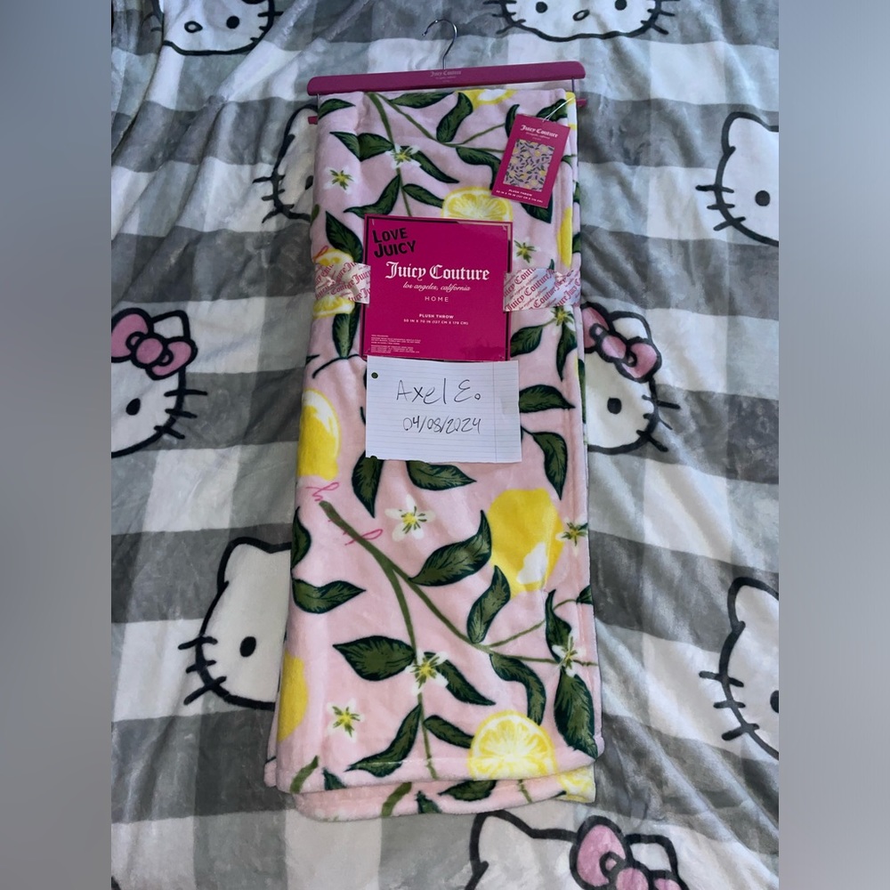 Viral HTF Juicy Couture PINK Lemon Plush Throw Blanket BNWT Y2K - Picture 1 of 4
